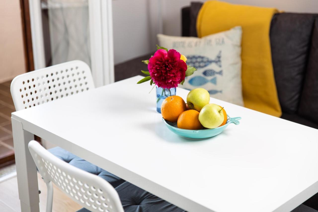 Apartment Papalina เวอร์ซาร์ ภายนอก รูปภาพ